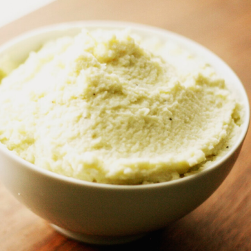 Cheesy Cauliflower Mash